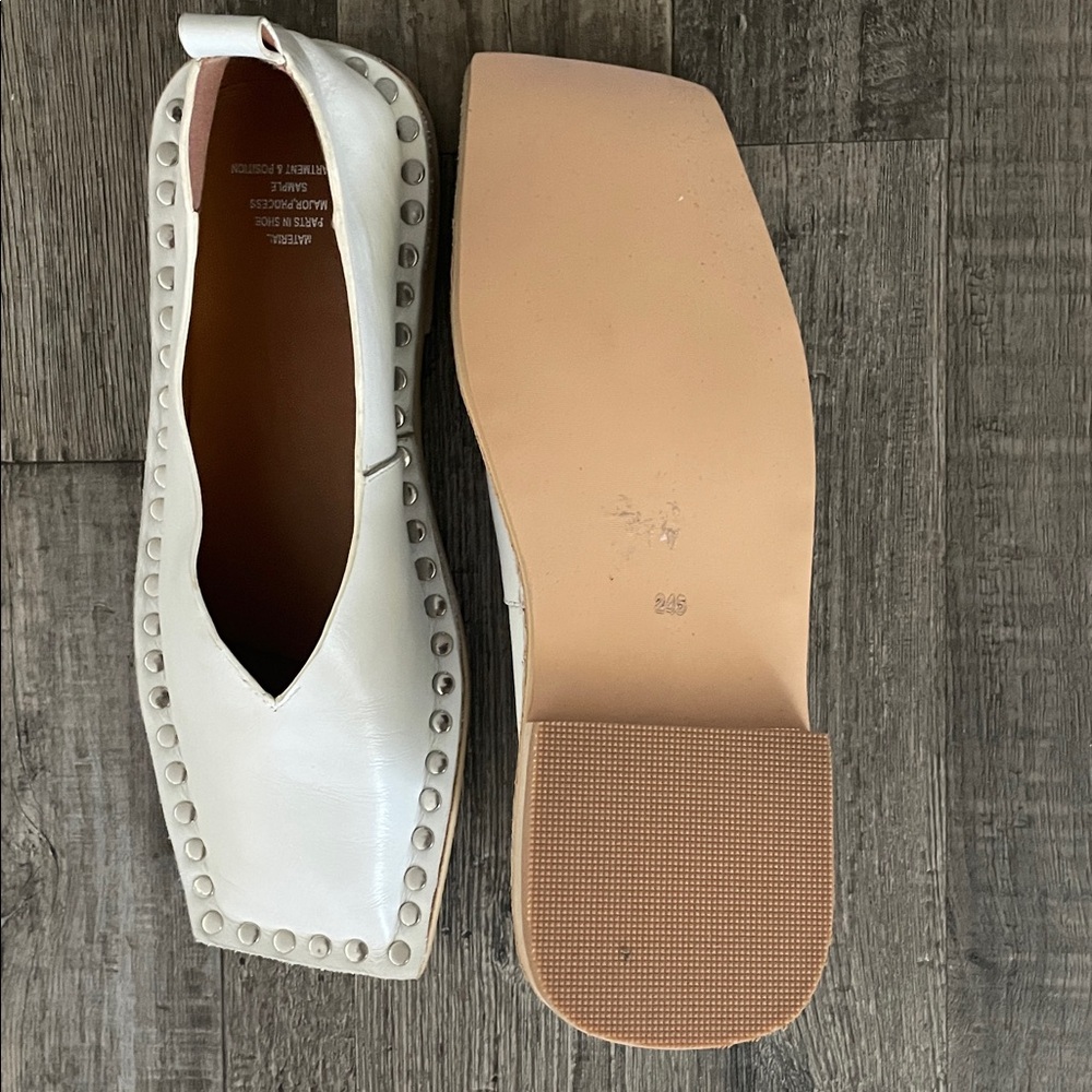 White Studded Square-Toe Leather Ballet Flats (sample) - Picture 4 of 7